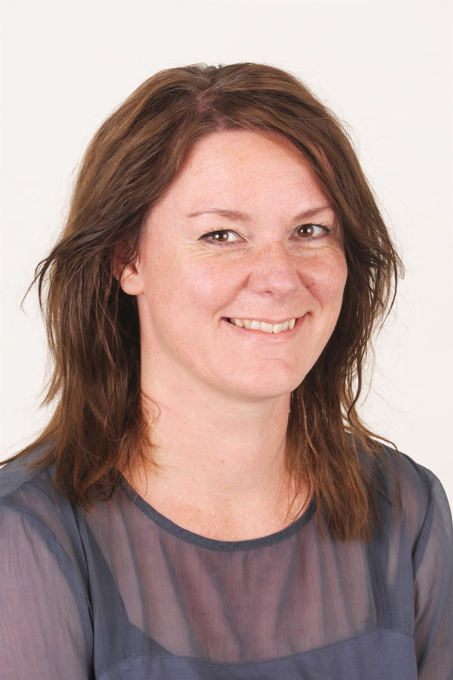 Beerlage, mevrouw A.H.M.J.